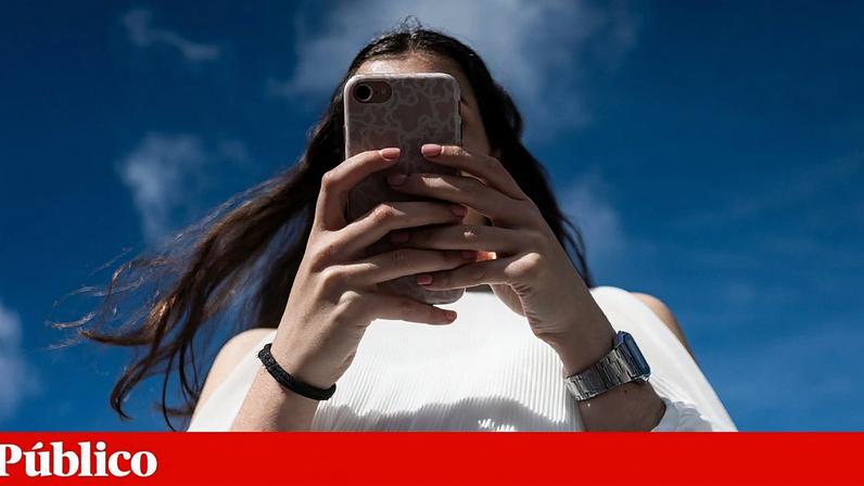 Crianças entre os 13 e os 16 anos só poderão aceder às redes sociais com o consentimento dos pais