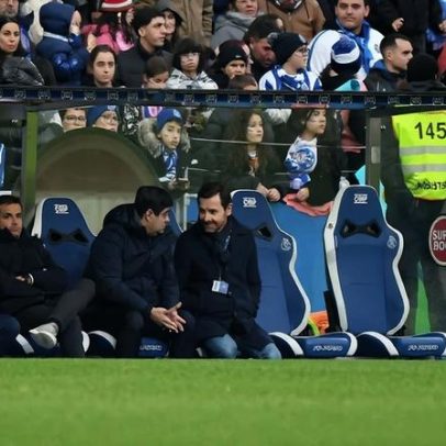 Villas-Boas afirma estar habituado a reforçar defesa ante ataques constantes