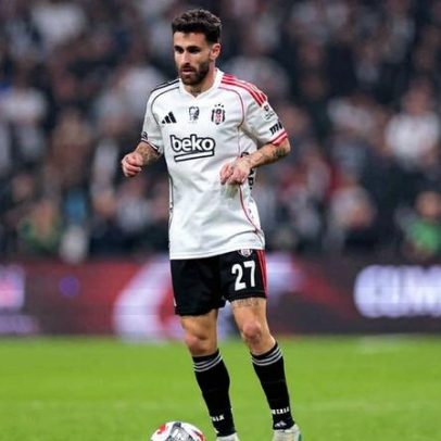 Rafa despede-se do Besiktas e retorna ao Benfica