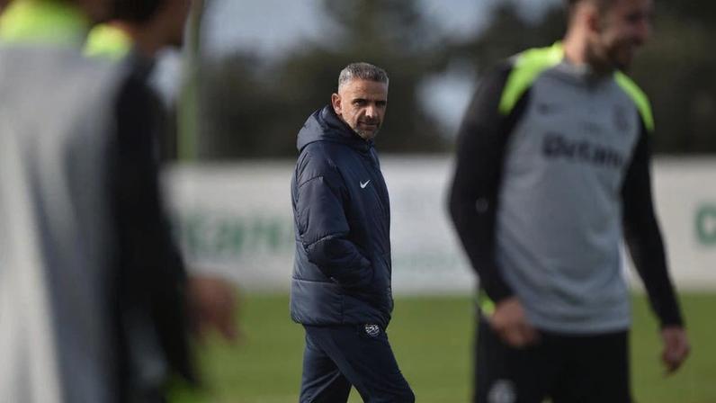 Sporting recebe o Casa Pia; Rui Borges não conta com dez jogadores