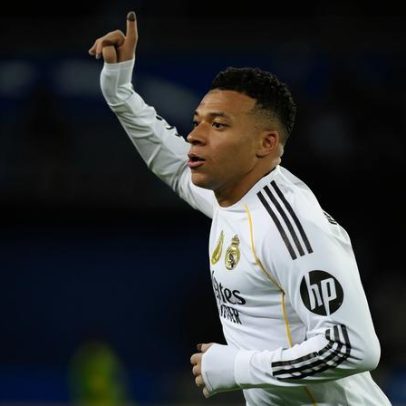 Mbappé titular no Real Madrid e jogadores assobiados