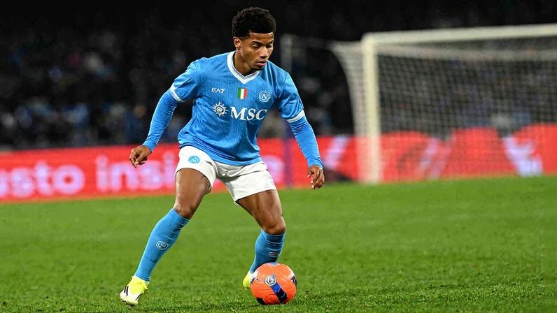 Nápoles soma terceiro empate em sequência e atrasa na corrida ao título