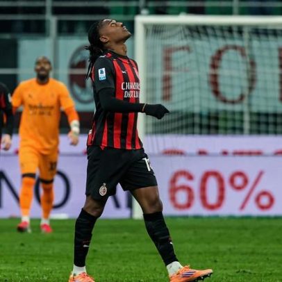 Rafael Leão foi decisivo, mas Allegri diz que não está bem