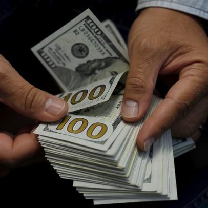 12 maiores milionários são mais ricos que metade da população