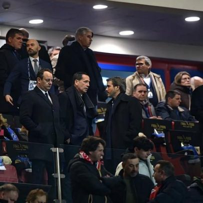 Tensão na tribuna presidencial durante a final da Taça da Liga