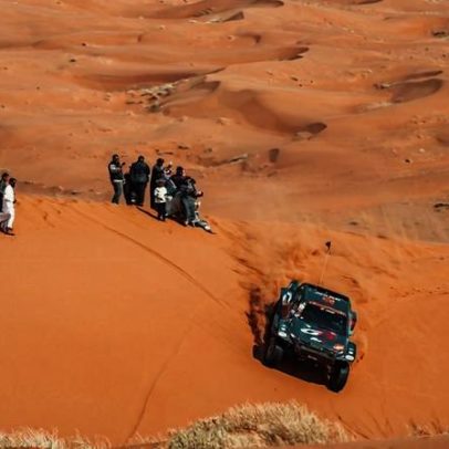 Dakar 2026 equipa mantém-se na luta com total energia