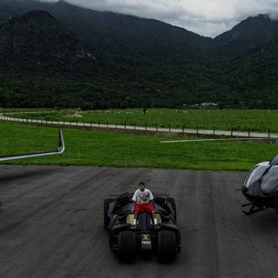 Frota milionária de Neymar inclui jato, helicóptero e carro