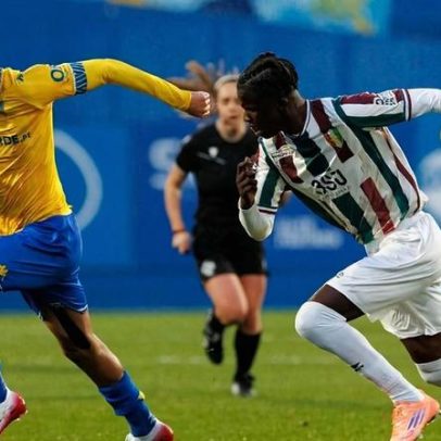 Estoril e Dínamo Tbilisi facilitam saída de Léo Santos