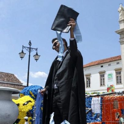 Politécnicos e universidades apoiam redução de provas