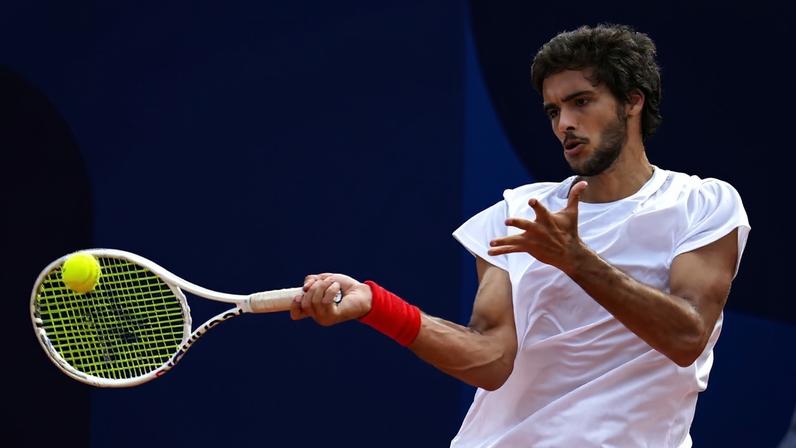 Os tenistas portugueses Francisco Cabral e Nuno Borges, durante a partida dos oitavos de final nos Jogos Olímpicos de Paris 2024 contra os alemães Jan Lennard Struff e Dominik Koepfer, em Paris, França, 30 de julho de 2024. HUGO DELGADO/LUSA