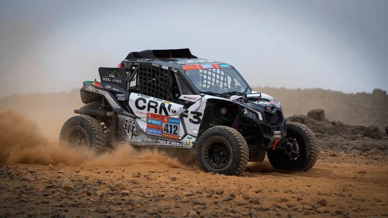 Alexandre Pinto e Bernardo Oliveira durante o Dakar 2025