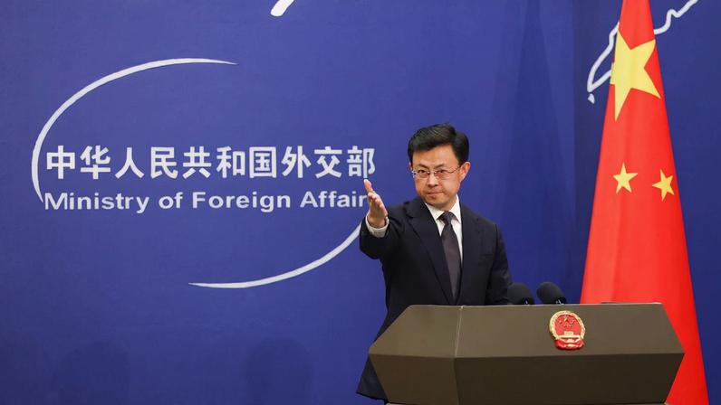 Porta-voz do MNE chinês afirmou que "adotará as medidas necessárias" contra a UE para salvaguardar os direitos e interesses legítimos das suas empresas
