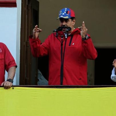 Acusação dos EUA liga Maduro e aliados a cocaína e passaportes falsos