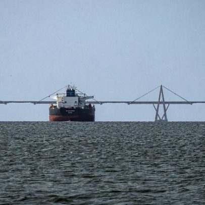 Petroleiro que fugiu dos EUA aparece na Irlanda após passagem pela Venezuela