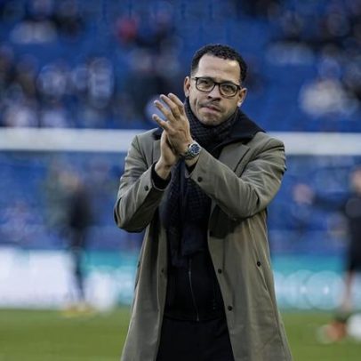 Adeptos do Estrasburgo protestam pela saída de Rosenior e demissão do presidente