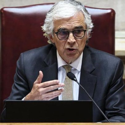 Aguiar-Branco trava ação do Chega com candidato Ventura
