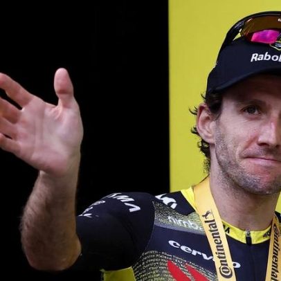 Simon Yates encerra carreira aos 33 anos após vitória no Giro