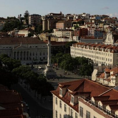 Trabalhadores denunciam desigualdades salariais na D. Maria II
