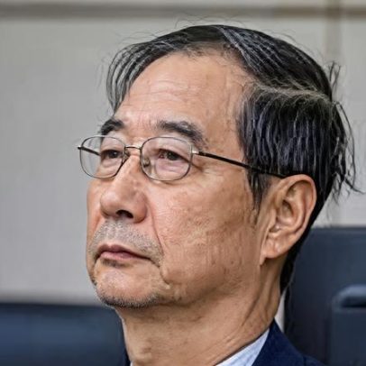 Ex-primeiro-ministro sul-coreano condenado a 23 anos de prisão