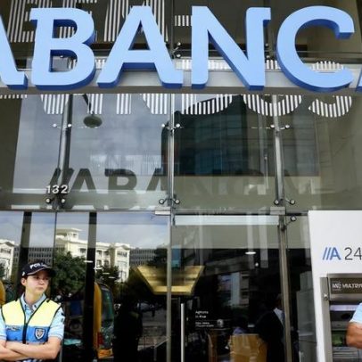 Abanca lança programa de rescisão voluntária e pré-reforma
