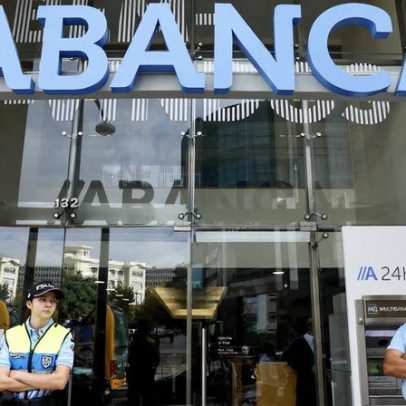 Abanca não prevê novos cortes de pessoal em Portugal
