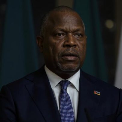 Presidente de Moçambique visita EAU para aprofundar relações políticas