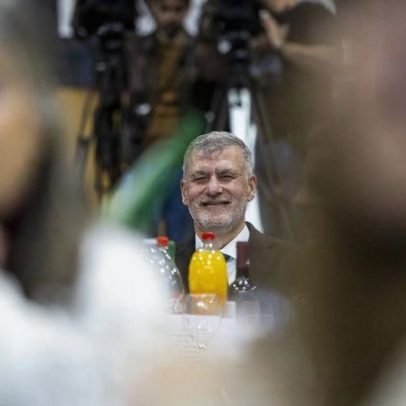 Almirante defende união e transparência durante a campanha