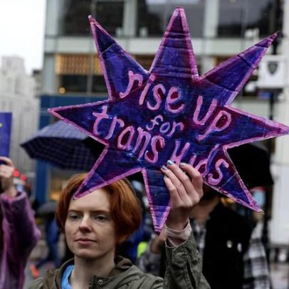 EUA mantêm lei que proíbe atletas trans em equipas femininas
