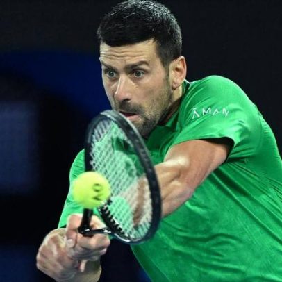 Djokovic avança à segunda ronda do Open da Austrália