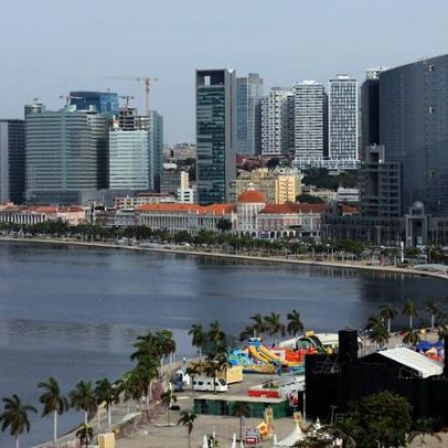 Luanda: moradores protestam por fome durante os 450 anos da cidade