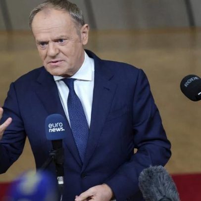 Tusk diz aos EUA que dominação não é liderança