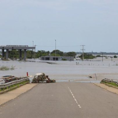 Moçambique estima 537,6 milhões para infraestruturas destruídas por cheias