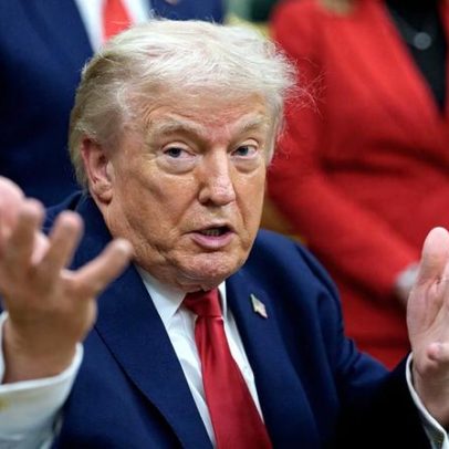 Trump critica aproximação da China a Canadá e Reino Unido