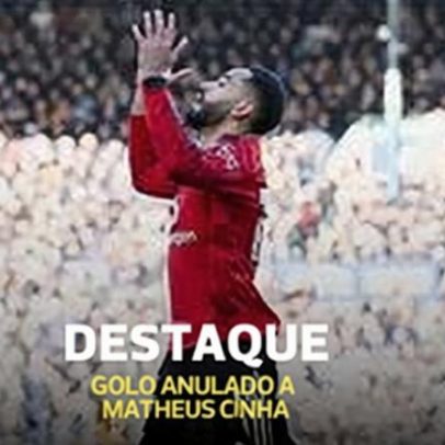 Golaço de Matheus Cunha é anulado pelo árbitro