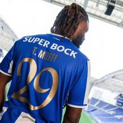 FC Porto fecha avançado e médio em França; Schjelderup ainda com interessados
