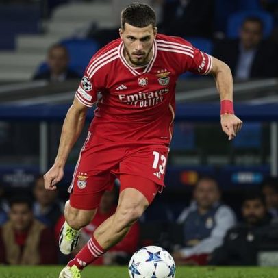 Benfica vende Jurásek em definitivo, confirma o clube