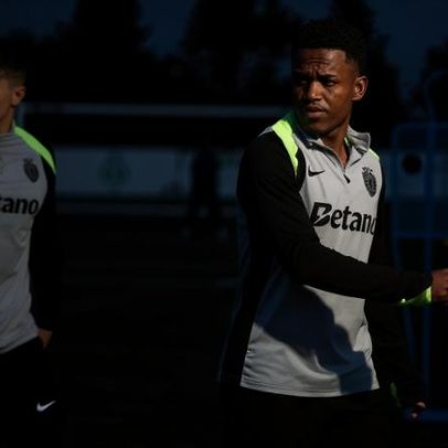 Sporting regista reforço no regresso aos treinos
