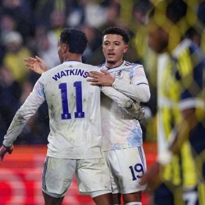 Akturkoglu tentou, golo de Sancho dá vitória ao Aston Villa