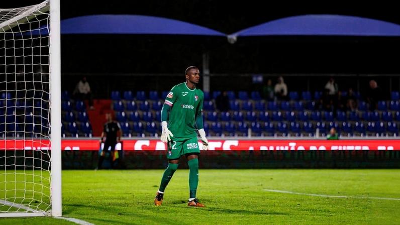 Andrew oficializado no Flamengo após passagem pelo Gil Vicente