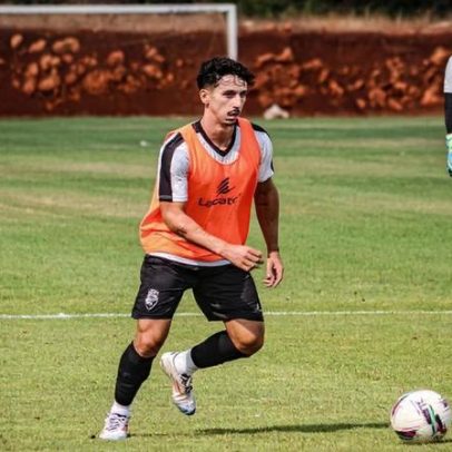 André Candeias renova com o Farense