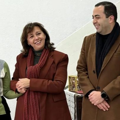 Maria de Lurdes Bebiano apresenta pintura e bordados em Elvas no Stand’Arte