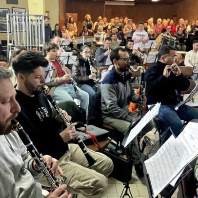 Concerto de Reis une Banda Marcial e coros de Oiã e Fermentelos na Igreja Matriz dia 10