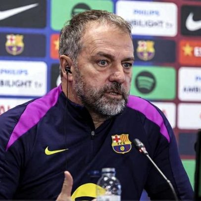 Barcelona em 15.º, Flick mira apenas vencer a Liga dos Campeões