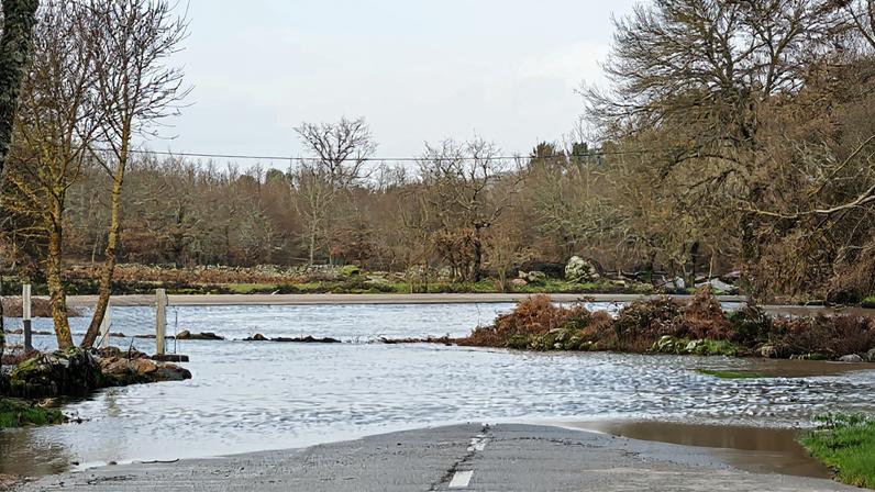 TRANCOSO: Inundação obriga ao corte da Estrada Municipal 592