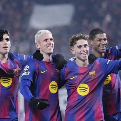 Golaços salvam Barcelona de derrota em Praga