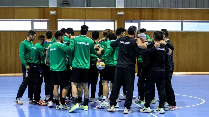 Seleção Nacional de andebol estagia em Rio Maior (FPA)