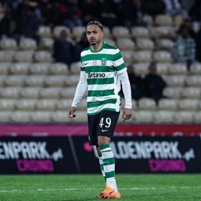 Sporting: Rômulo promovido à equipa principal; permanece como opção suplente