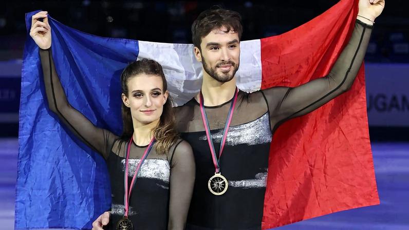 Gabriella Papadakis ao lado do então parceiro Guillaume Cizeron - Foto: IMAGO