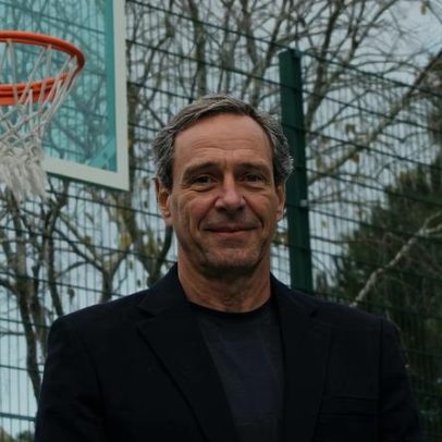 João Carvalho candidata-se à presidência da Federação de Basquetebol