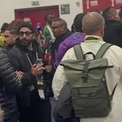 Jornalistas envolvidos em pontapés e empurrões após Argélia-Nigéria